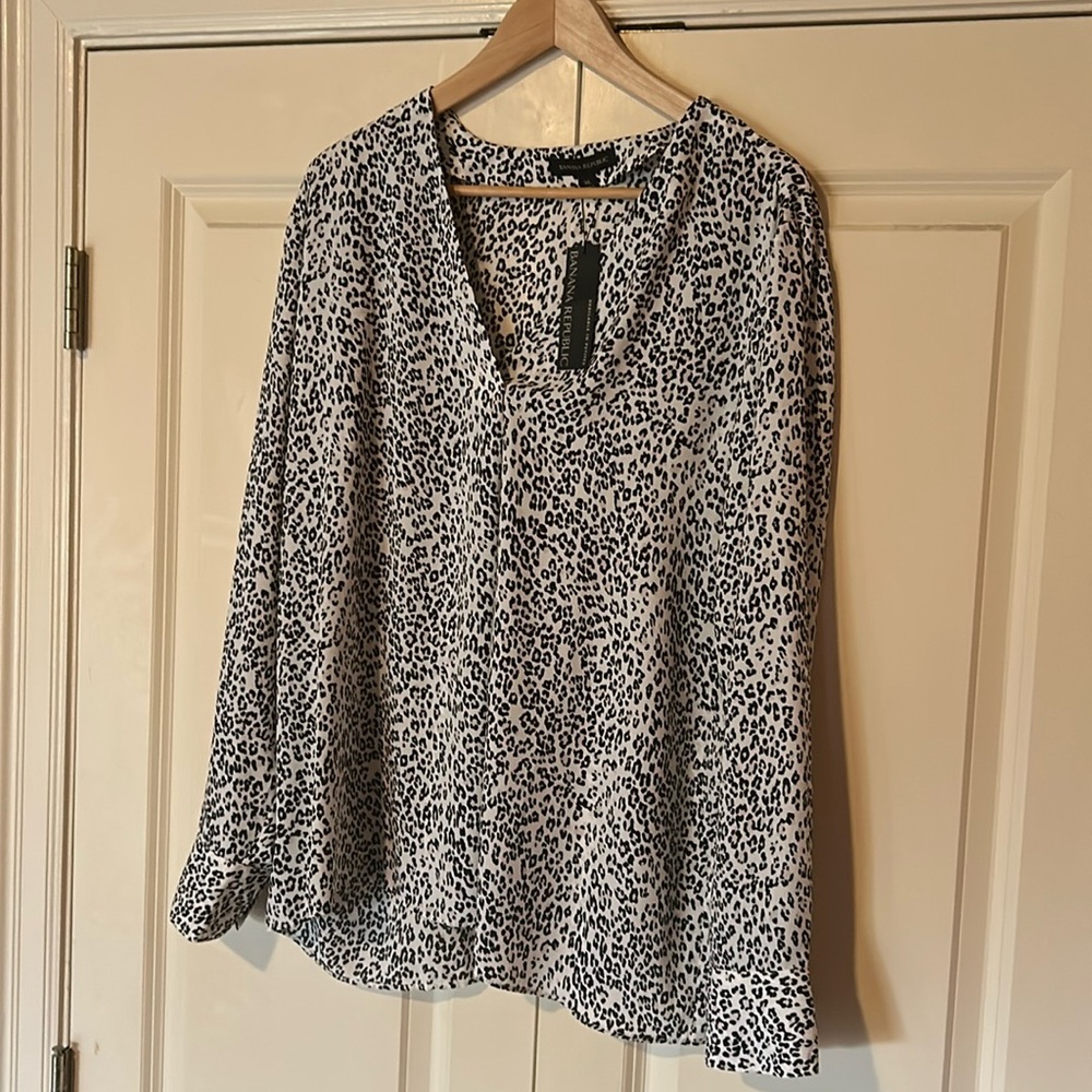 Banana Republic blouse